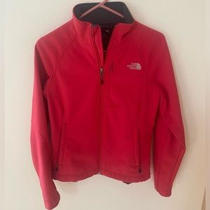 Northface jacket. Good condition! Water resistant with soft interior.